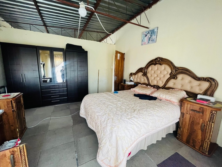 4 Bedroom Property for Sale in Motse Papiki Moilwa Free State